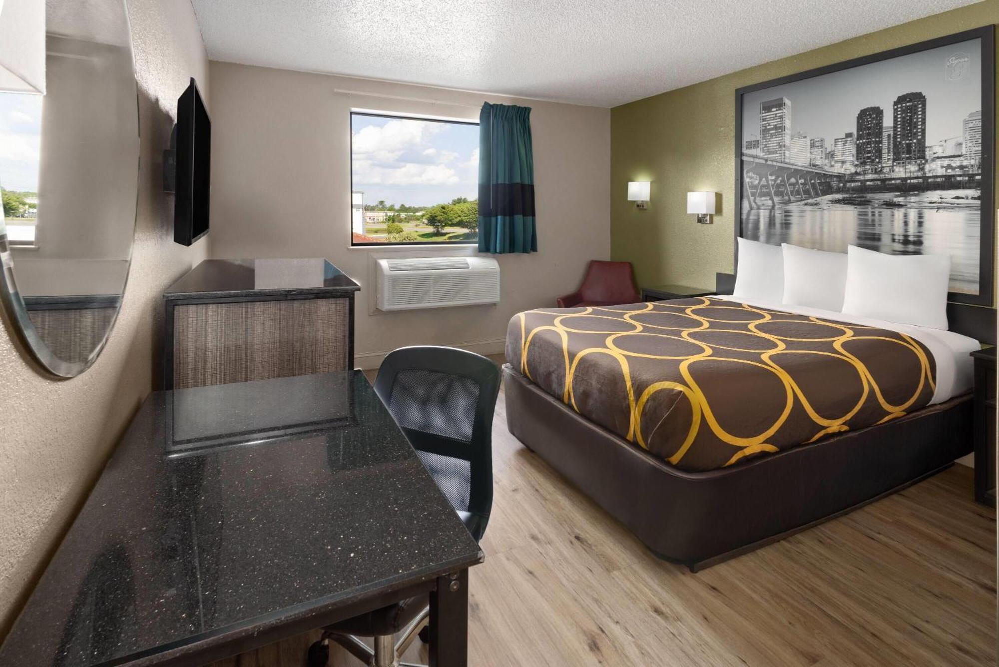 Super 8 By Wyndham Richmond Midlothian Turnpike Hotell Exteriör bild