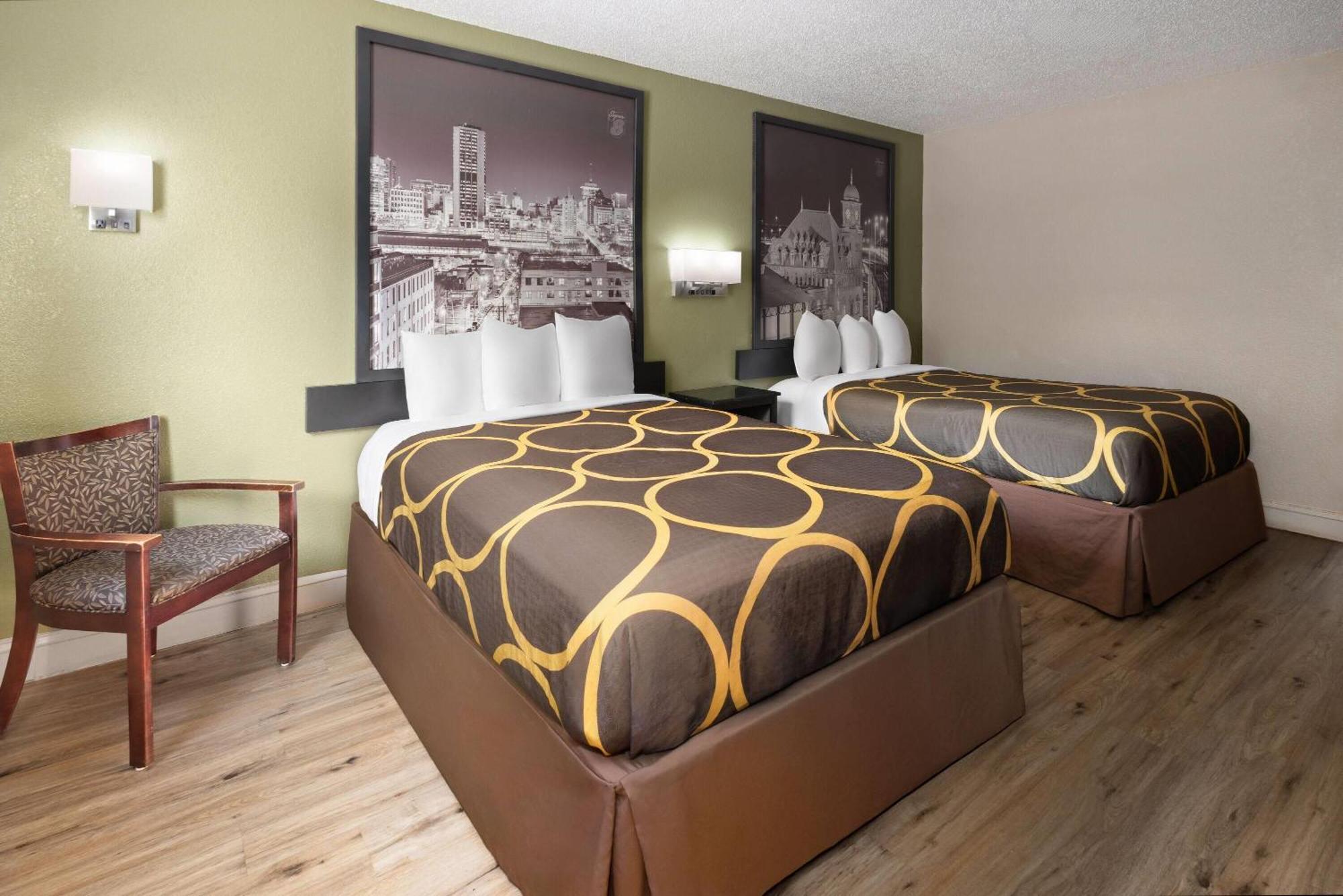 Super 8 By Wyndham Richmond Midlothian Turnpike Hotell Exteriör bild