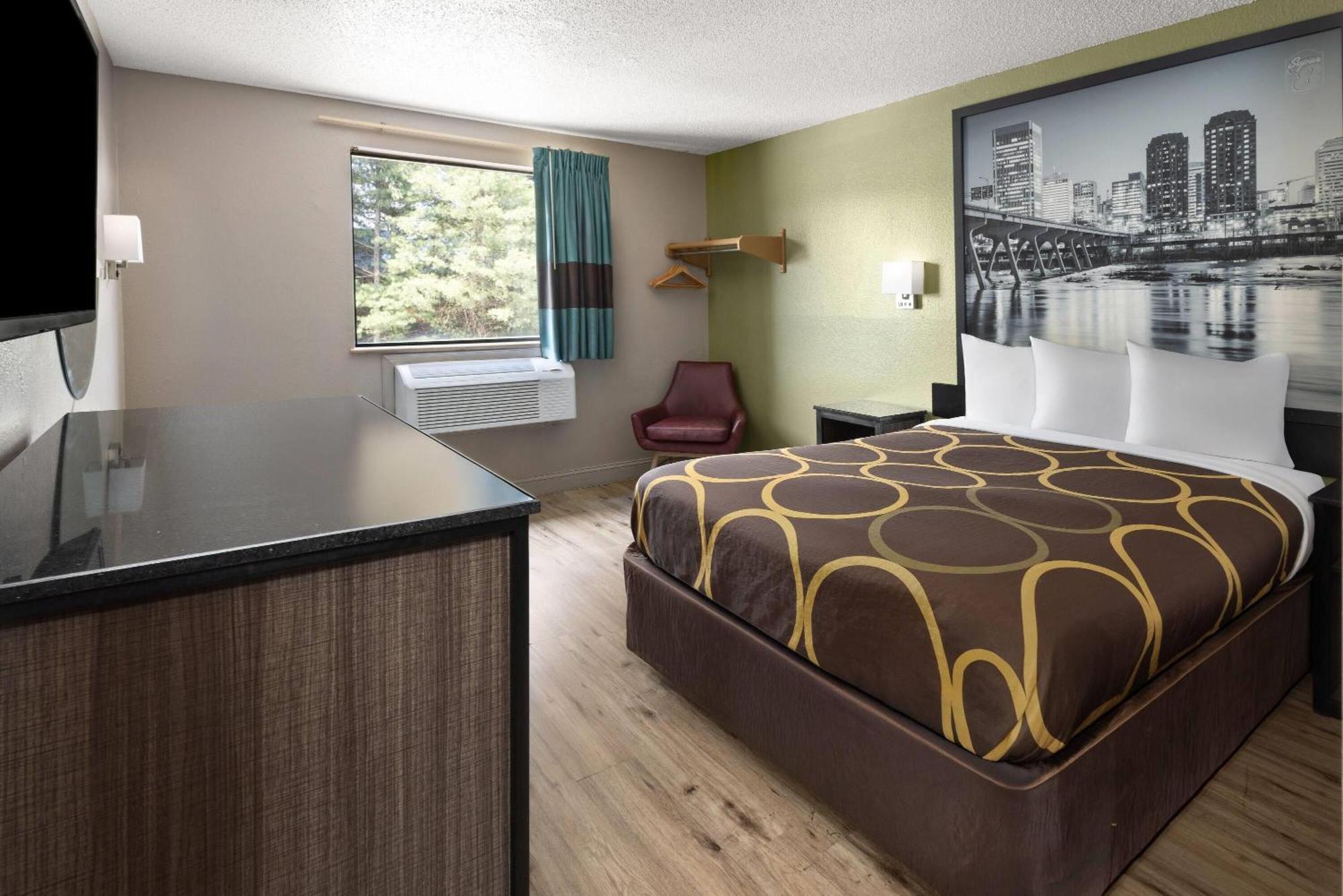 Super 8 By Wyndham Richmond Midlothian Turnpike Hotell Exteriör bild